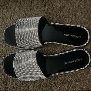 Never worn steve madden sandals